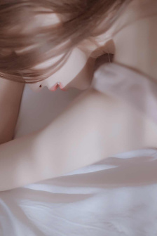 《年轻女教师4》免费观看